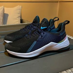 Nike. AirMax Bella TR 3. Size 6.5 sneakers.